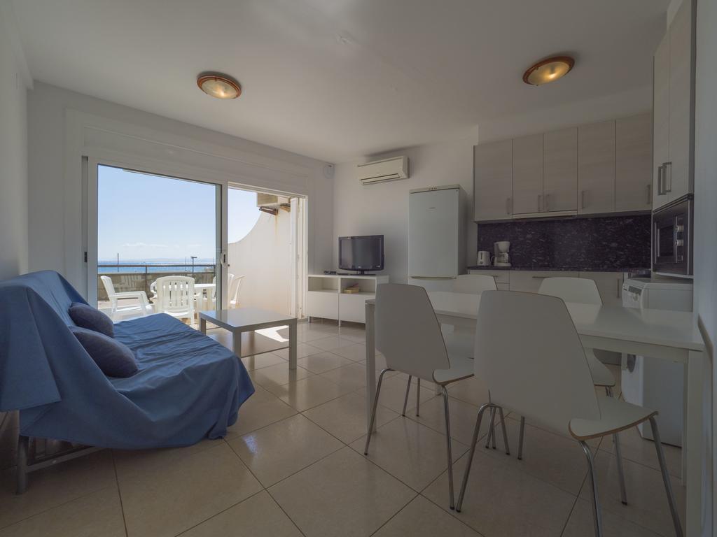 Inmosantos Oasis D4 Apartment โรเซส ภายนอก รูปภาพ